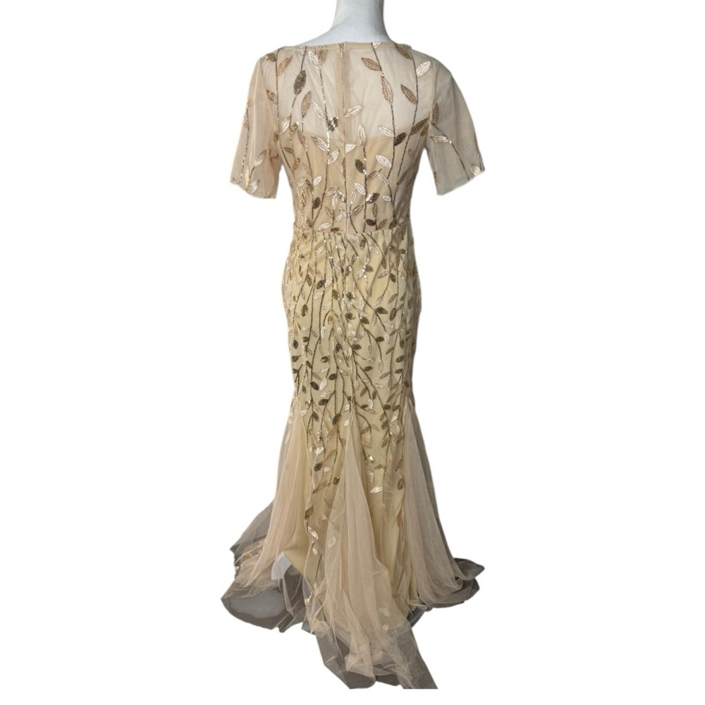 EVER PRETTY Gold Sequin Dress. Size 6 - Picture 6 of 10
